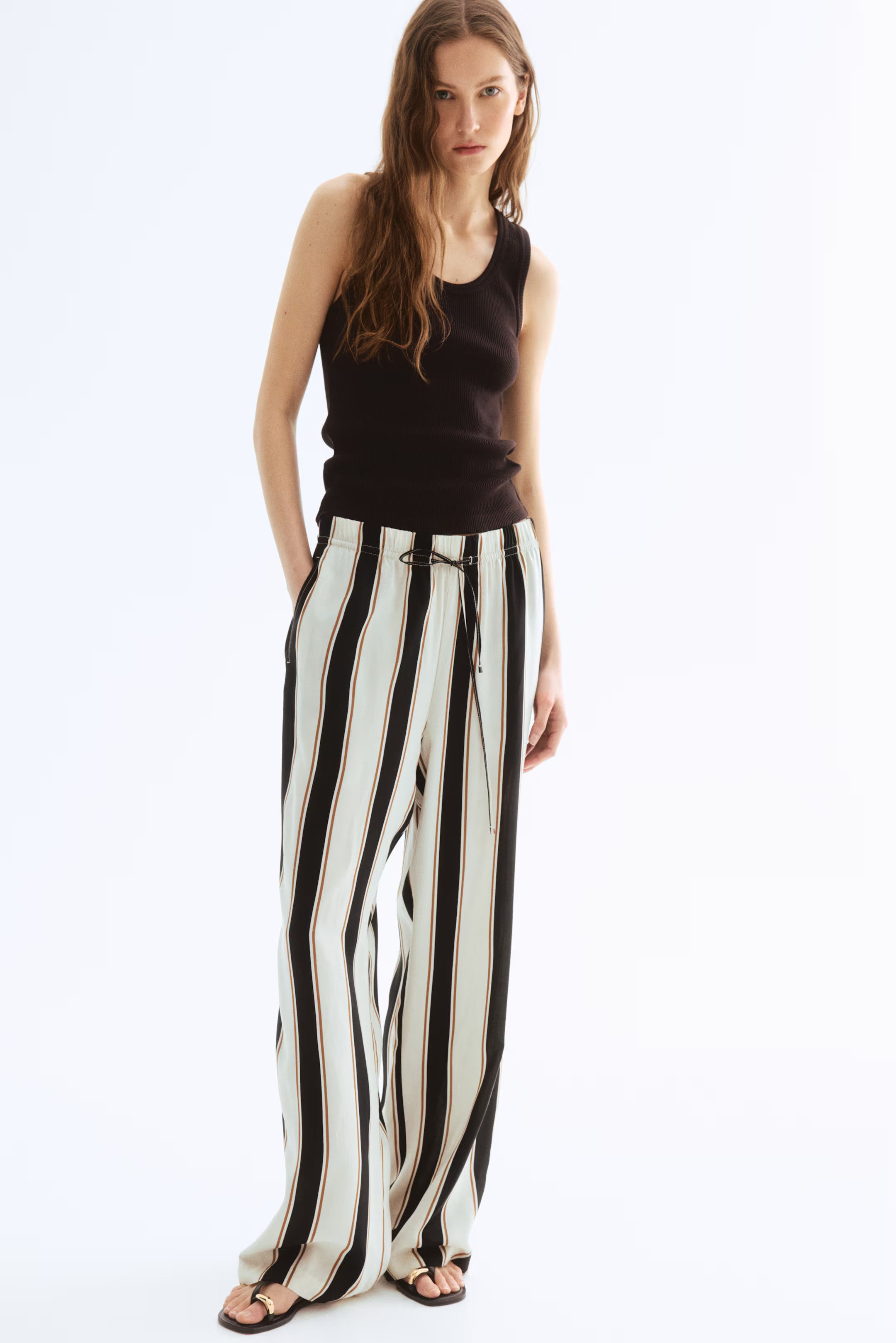 Wide pull-on trousers - White/Striped - Ladies | H&M GB | H&M (UK, MY, IN, SG, PH, TW, HK)