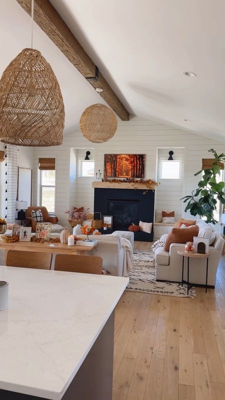 Fall living room 🍂🍂

Follow @sarah.joy on Instagram for more ❤️

#LTKhome #LTKSeasonal