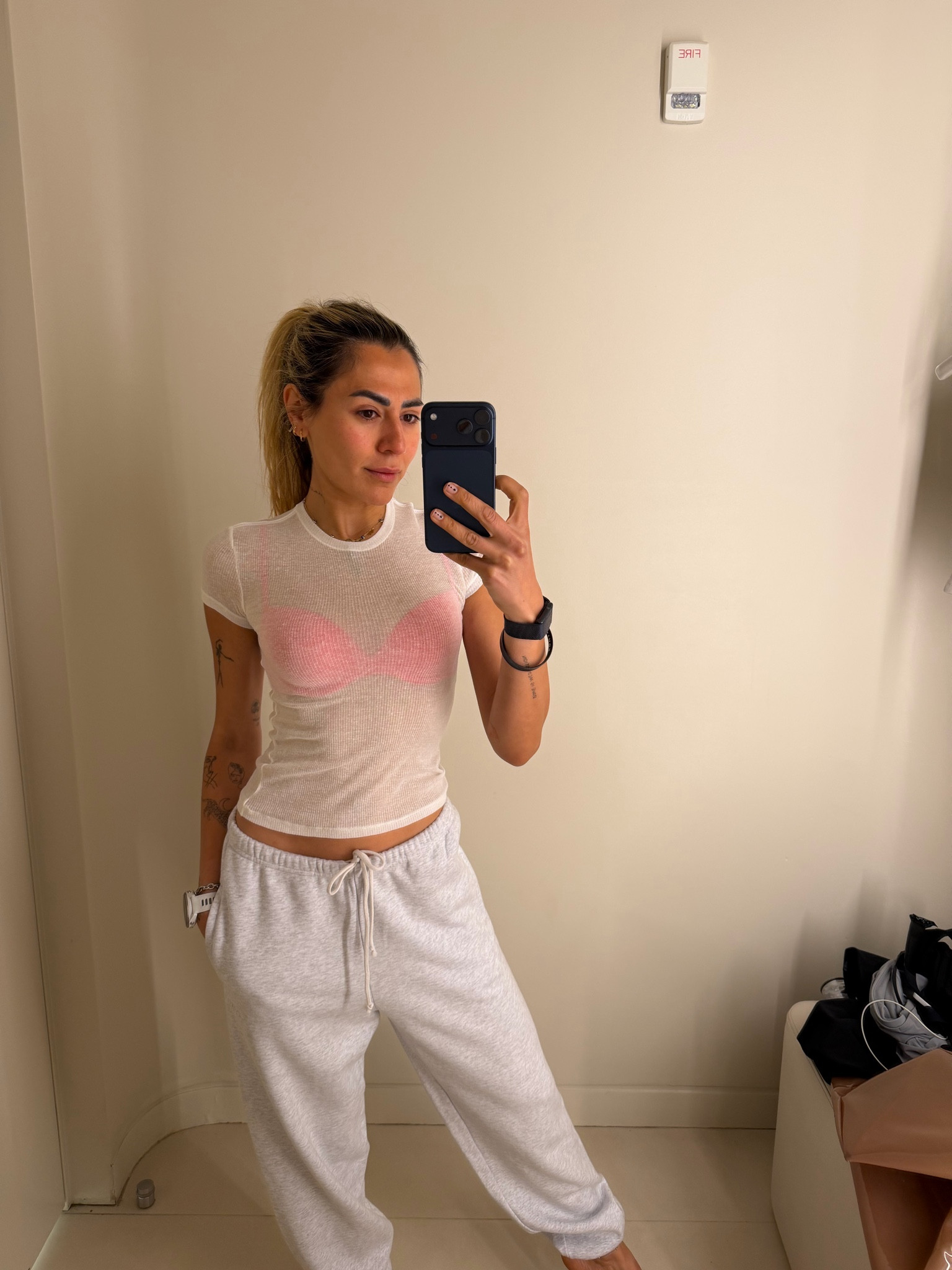 Love this sheer shirt 
Like a 🧈