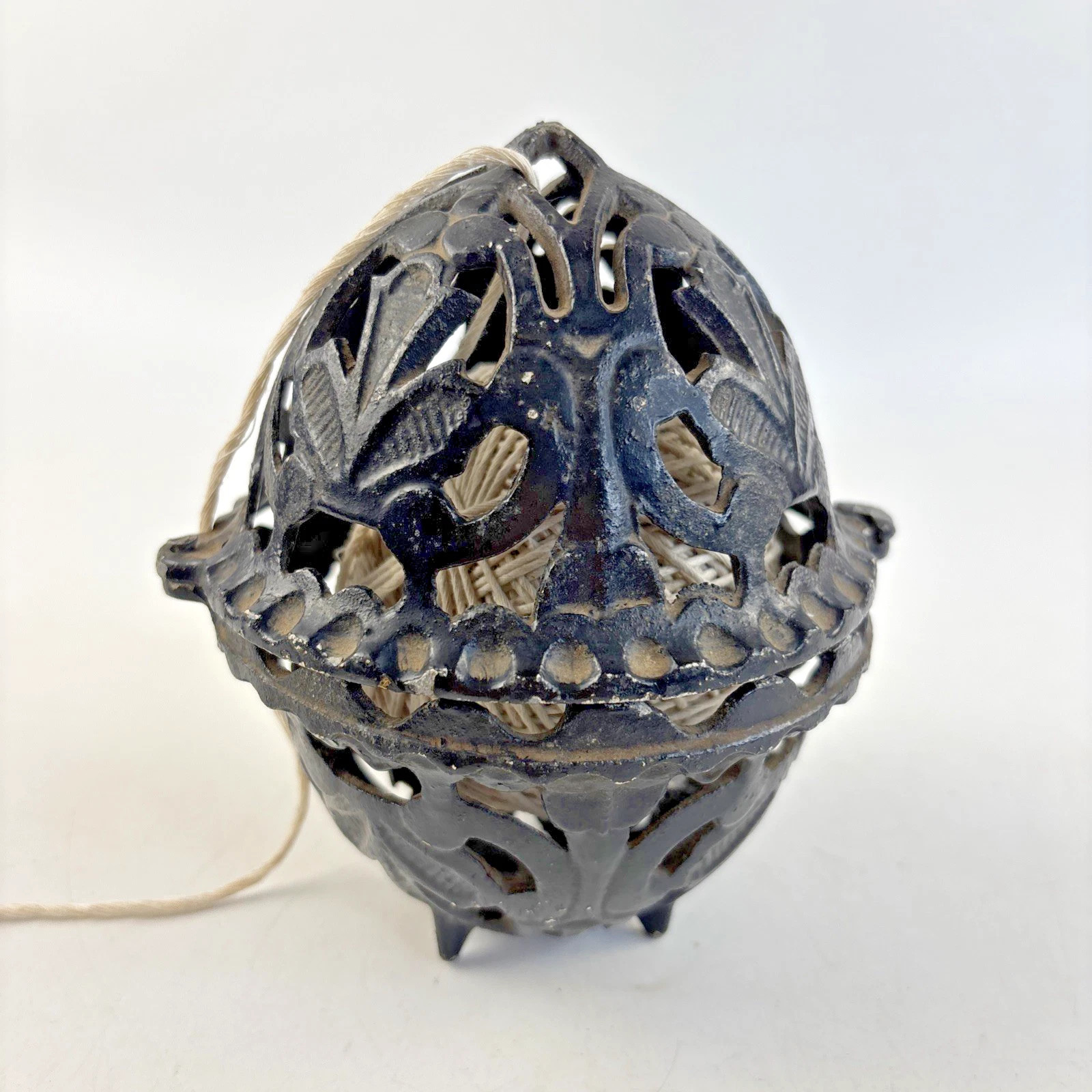 Vintage String Dispenser Yarn Holder ~ Pot Metal Cast Aluminum Ornate leaf | eBay US