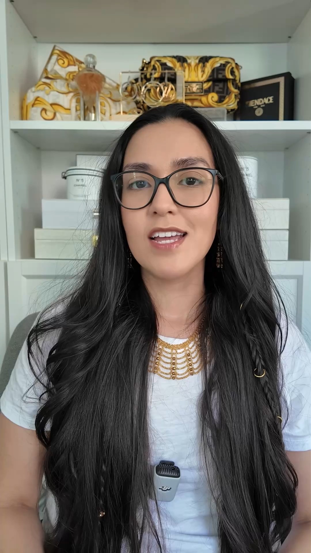 The Ultimate LV Upcycle: Gift Tags to Bag Charms!  Why keep your #LouisVuitton x #Takashi Murakami gift tags boxed or framed? These Monogram Multicolore/Superflat pieces are meant to be seen!Watch my latest designer hack where I transform three rare, limited-edition tags into fun DIY luxury bag charms. This is true luxury upcycling—turning static art into a wearable fashion accessory!Save this Reel if you'd like to give this DIY project a try and let me know how else you'd use these tags.#DomesticatedMe-------------------------¿Por qué guardar sus etiquetas de regalo de Louis Vuitton o enmarcadas? ¡Estas piezas están hechas para lucirse! Miren cómo transforme tres etiquetas raras de edición limitada en divertidos colgantes de lujo para bolsos. Guarden este vídeo si se animan a probar este proyecto DIY y cuéntenme qué otras ideas tienen para usar estas etiquetas.
#lvxmurakami #DesignerHack #LuxuryDIY #reelsinstagram #UpcycledFashion #BagCharm #MonogramMulticolore #LuxuryFashion #explorepage

#LTKItBag