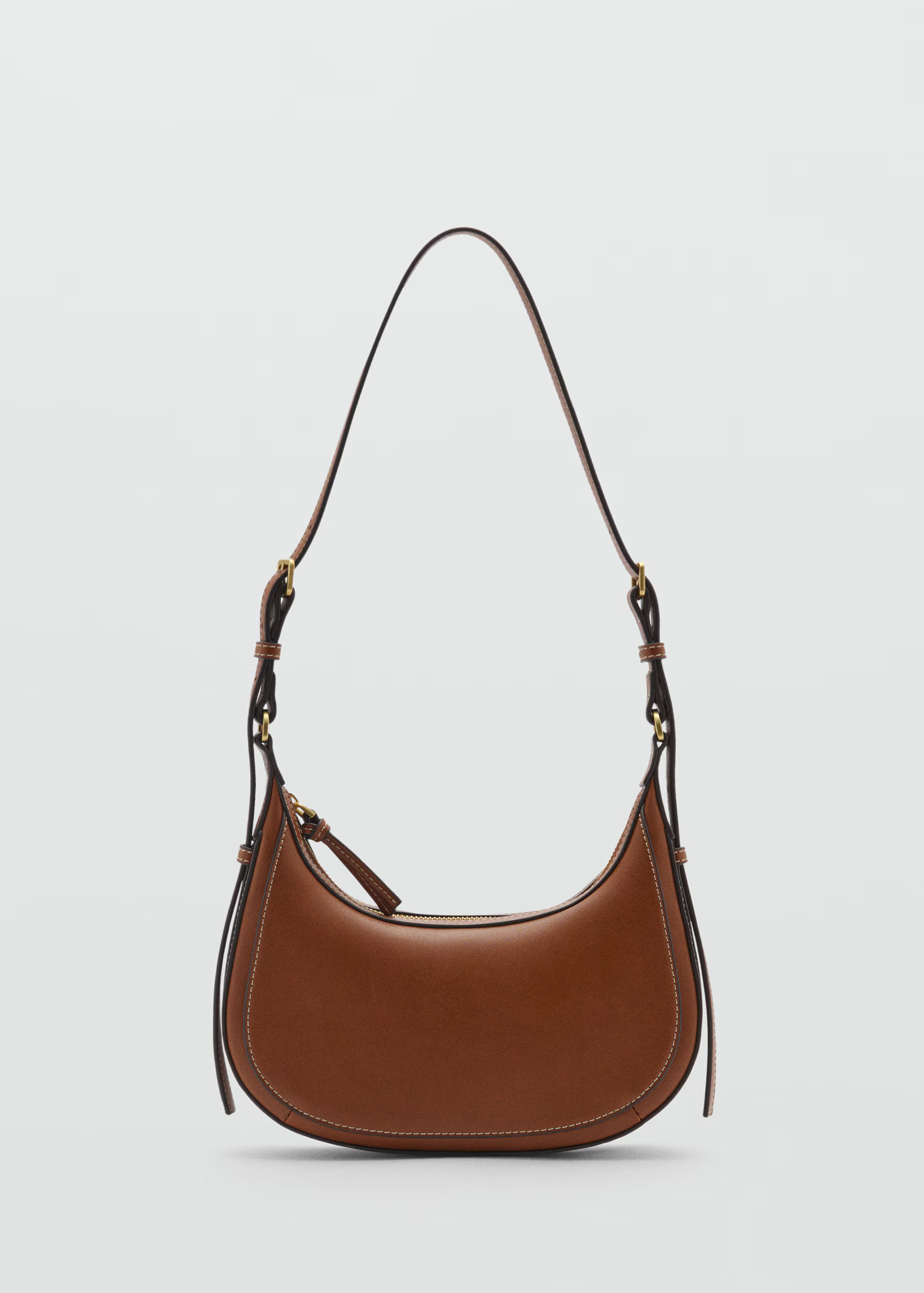 Oval shoulder bag - Women | MANGO USA | Mango (US/MX/AU)