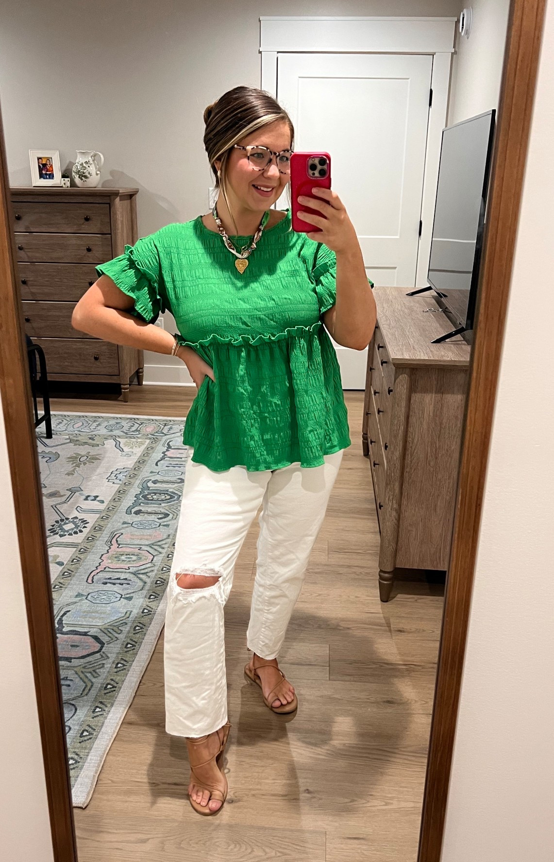 Hands down, my fav pair of white denim. All day comfort and support!

#LTKMidsize #LTKStyleTip #LTKFindsUnder50