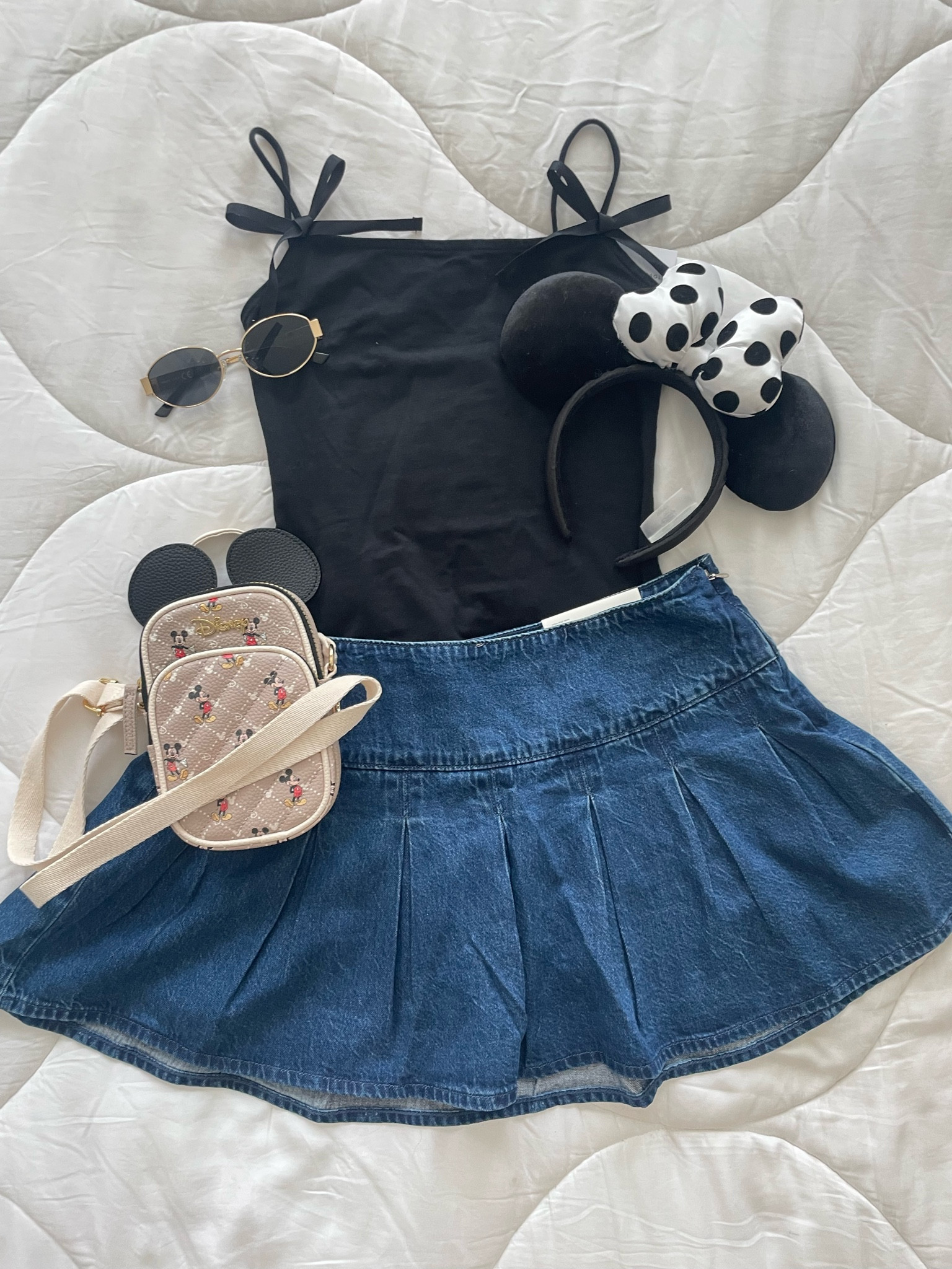 disney springs ootd ☕️