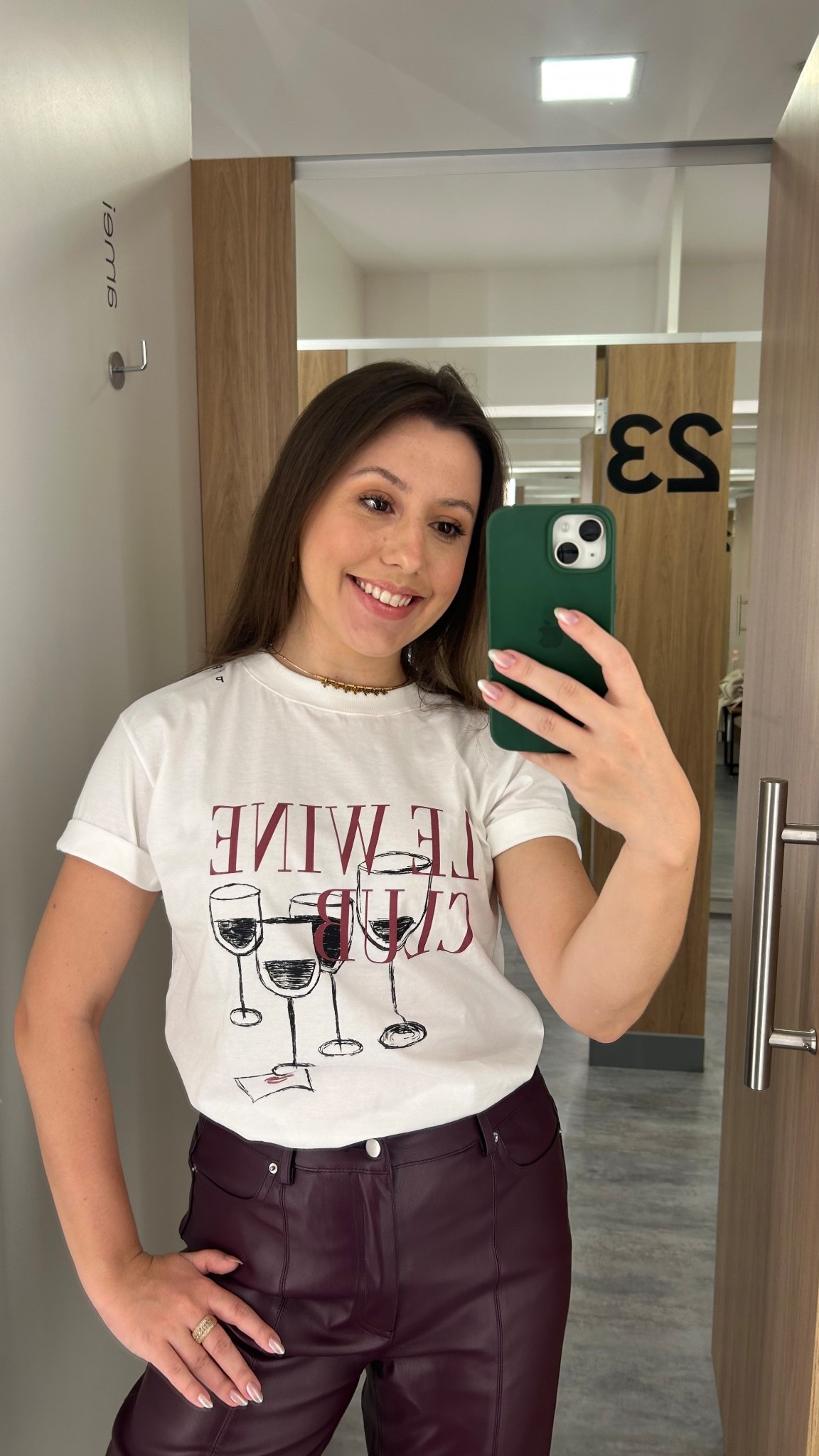 Inspiração de look com a cor do momento