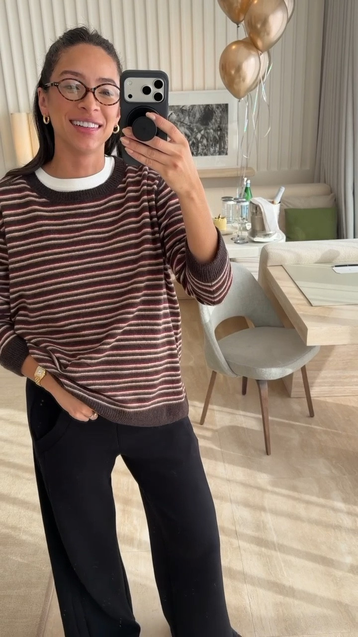 The comfiest travel outfit ✈️ Wearing size S white tee, size L stripe sweater and size S reg wide leg pants (code NENAXSPANX to save), ballet flats fit tts  


Travel outfit 
Airport outfit 
Comfy outfit 
Casual outfit 
Fall outfit 
Fall fashion 

#LTKTravel #LTKSeasonal #LTKStyleTip