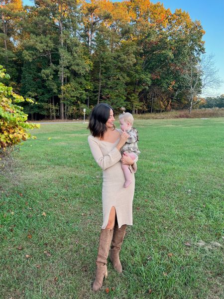 family photoshoot inspiration, family Fall photos, holiday photoshoot 

dress: wearing medium


#LTKbaby #LTKfamily #LTKHoliday