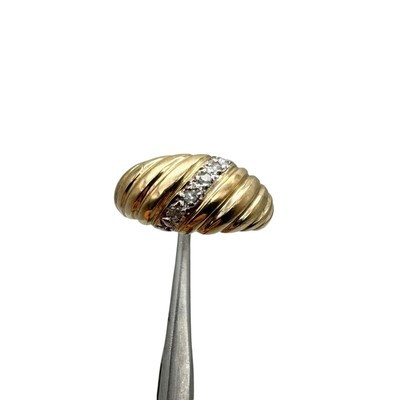 Gorgeous Solid 10K Yellow Gold and Diamond Scalloped Band Ring! Size 5!  | eBay | eBay US