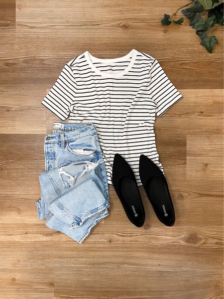 Striped t-shirt outfit with flats!

#LTKshoecrush #LTKstyletip