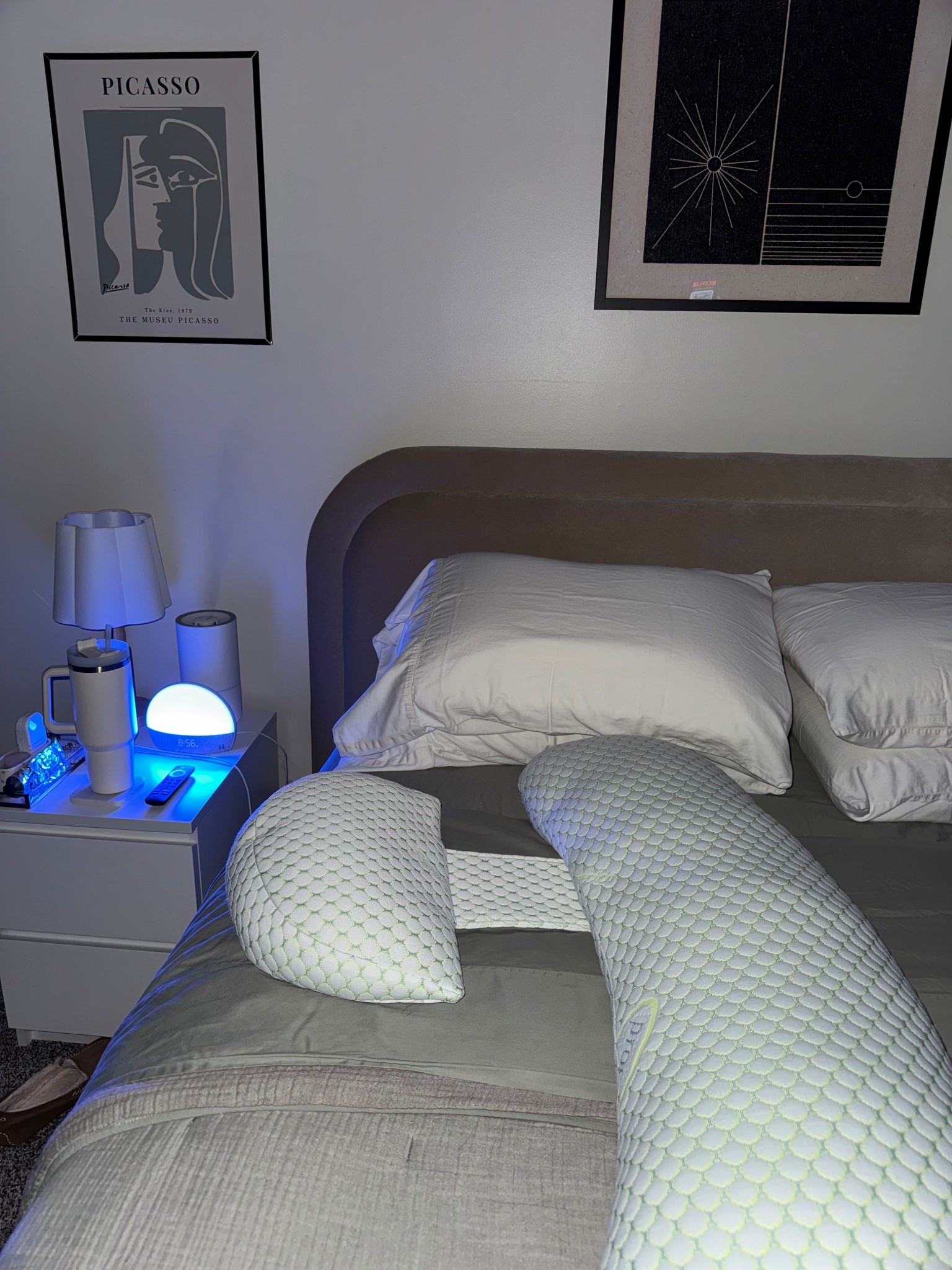 The bed I never want to get out of 🛌😴🥱

#LTKSeasonal #LTKSaleAlert #LTKHome