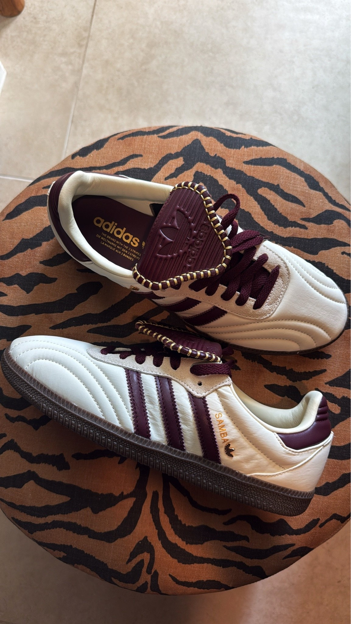 My new @adidas sneakers have me swooning!!!! The colors are perfect 

Maroon shoes 
Burgundy shoes 
Adidas finds

#LTKSeasonal #LTKActive #LTKootd