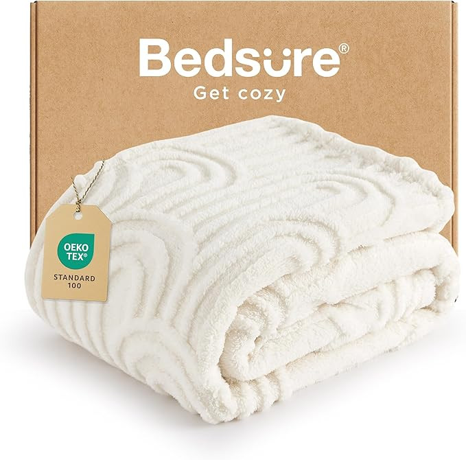 Bedsure GentleSoft Fall Throw Blanket for Couch - Soft Cozy Fleece Blanket Gifts for Women Teen G... | Amazon (US)