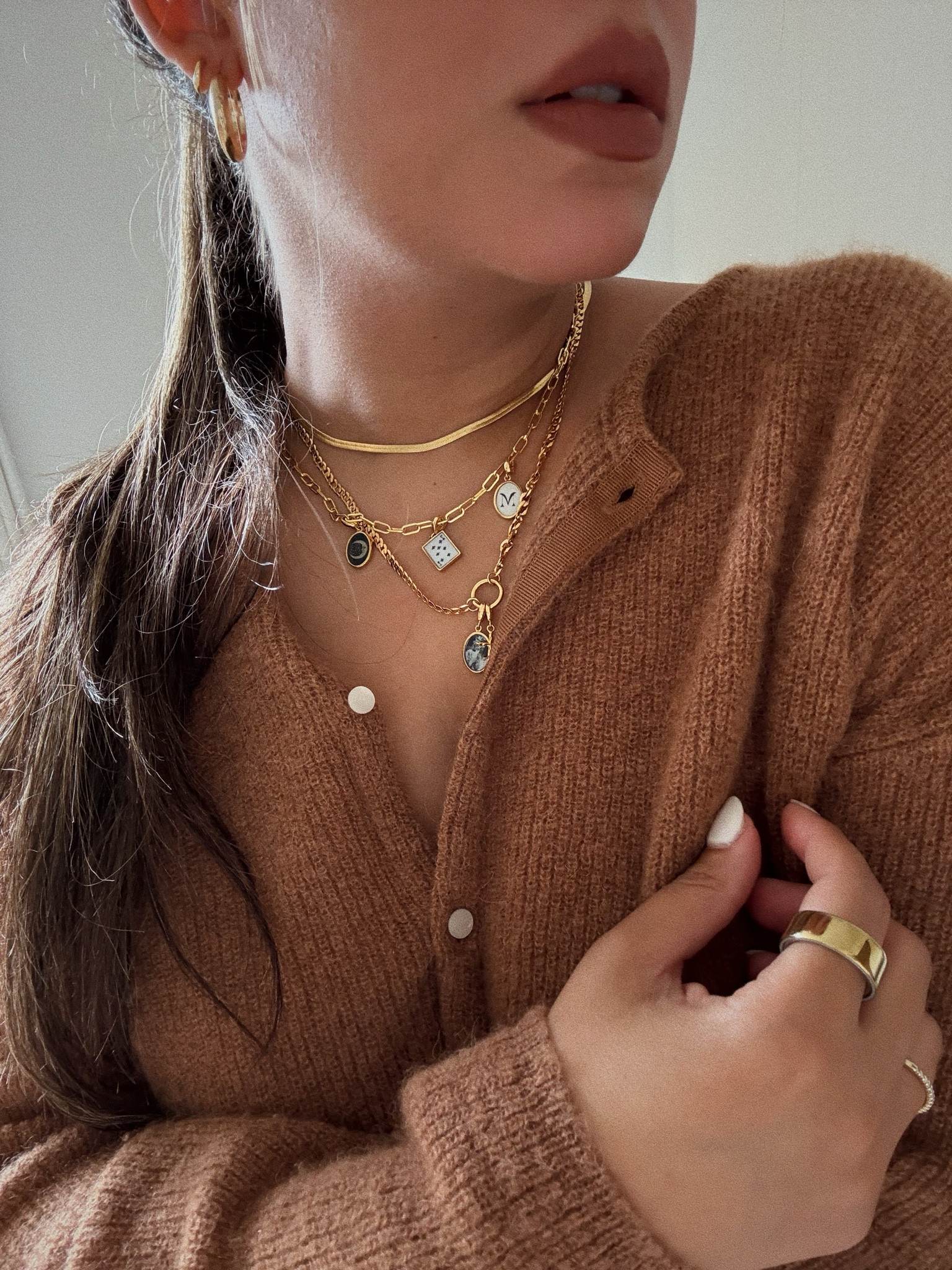 I loveeee a good layered moment ✨ #jewelry #raiz #style #necklaces 

#LTKStyleTip
