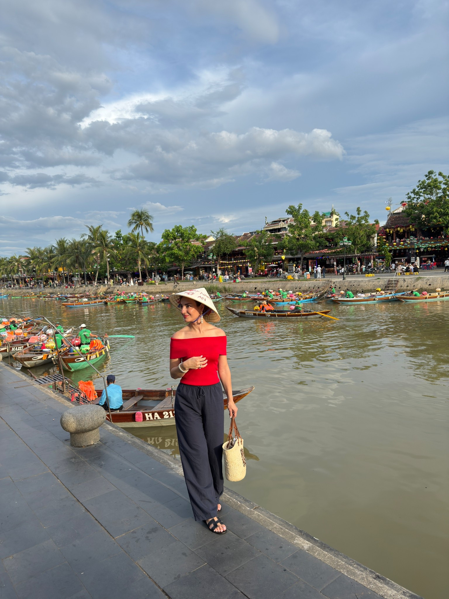 Summer vibrant look, chic and comfortable for sightseeing. Perfect for your summer holiday❤️

#LTKStyleTip #LTKPetite #LTKSeasonal