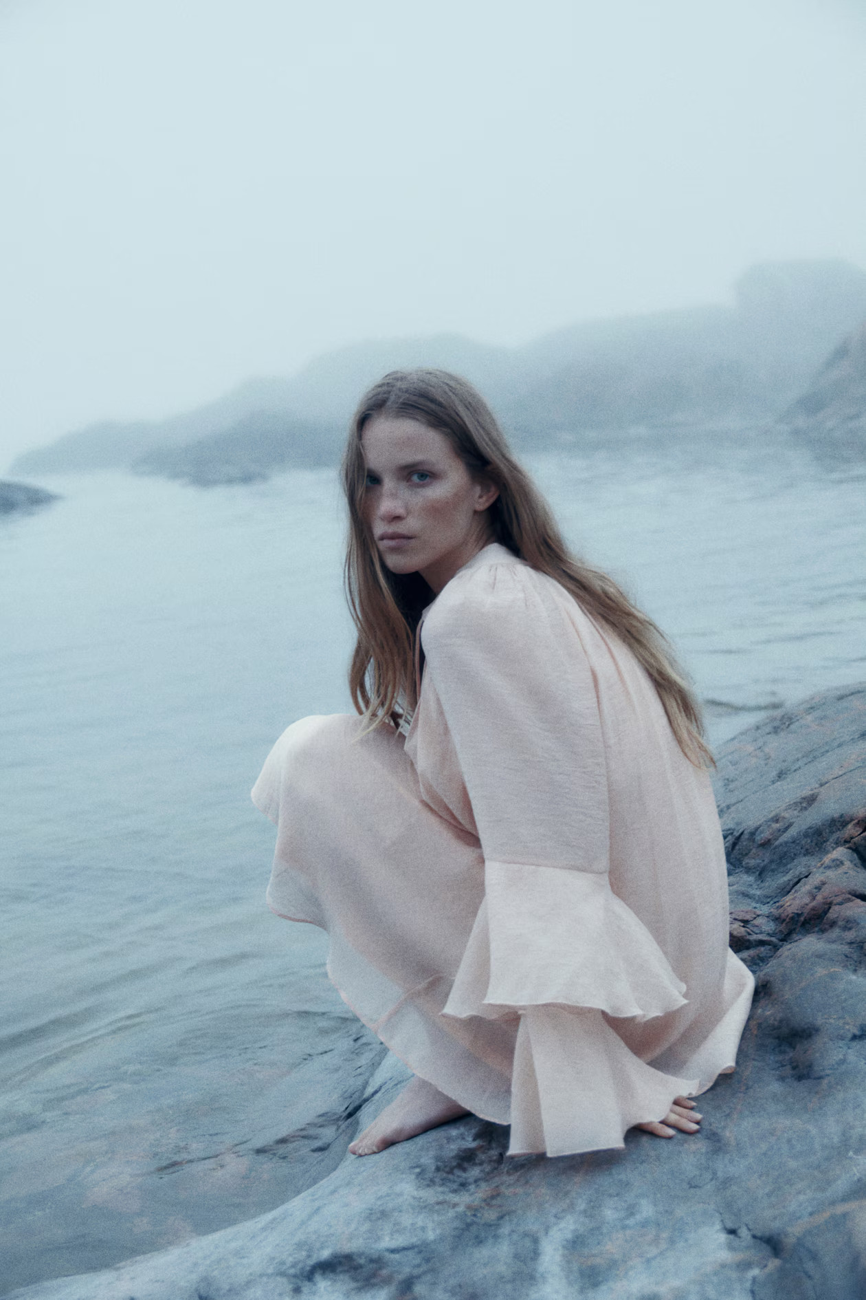 Abito svasato con volant - A maniche lunghe - Corto - Pesca - DONNA | H&M IT | H&M (FR, IT, ES, PT, BE)