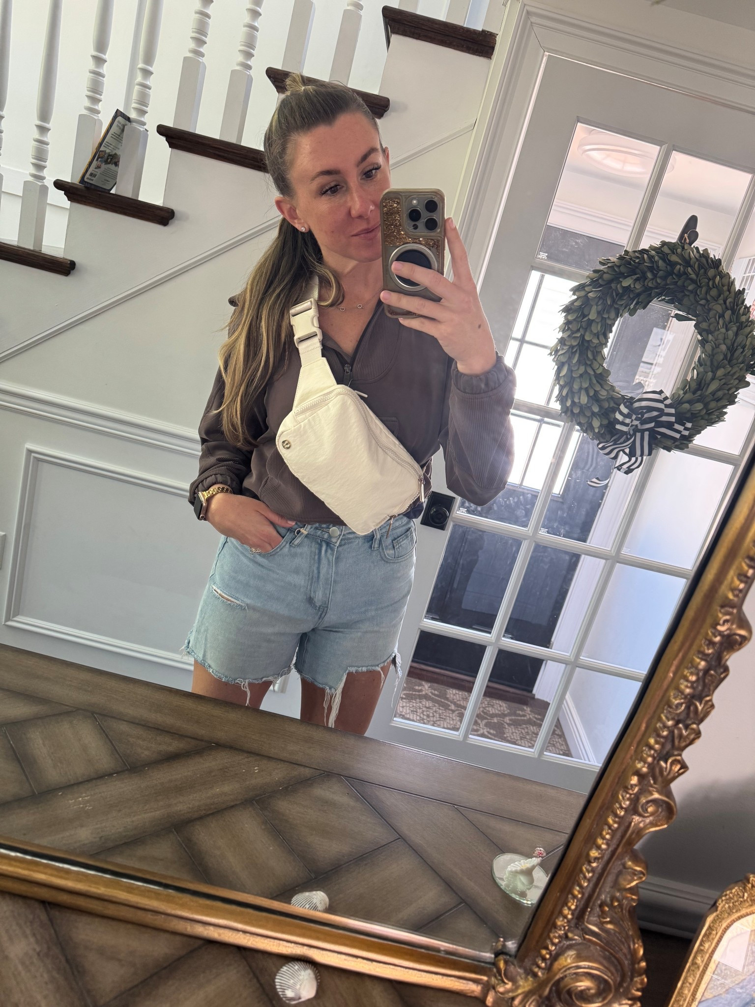 As the kids say, this one is mom coded.  

Sweatshirt is last season, linked this season. 

Monday: errands and pickup 