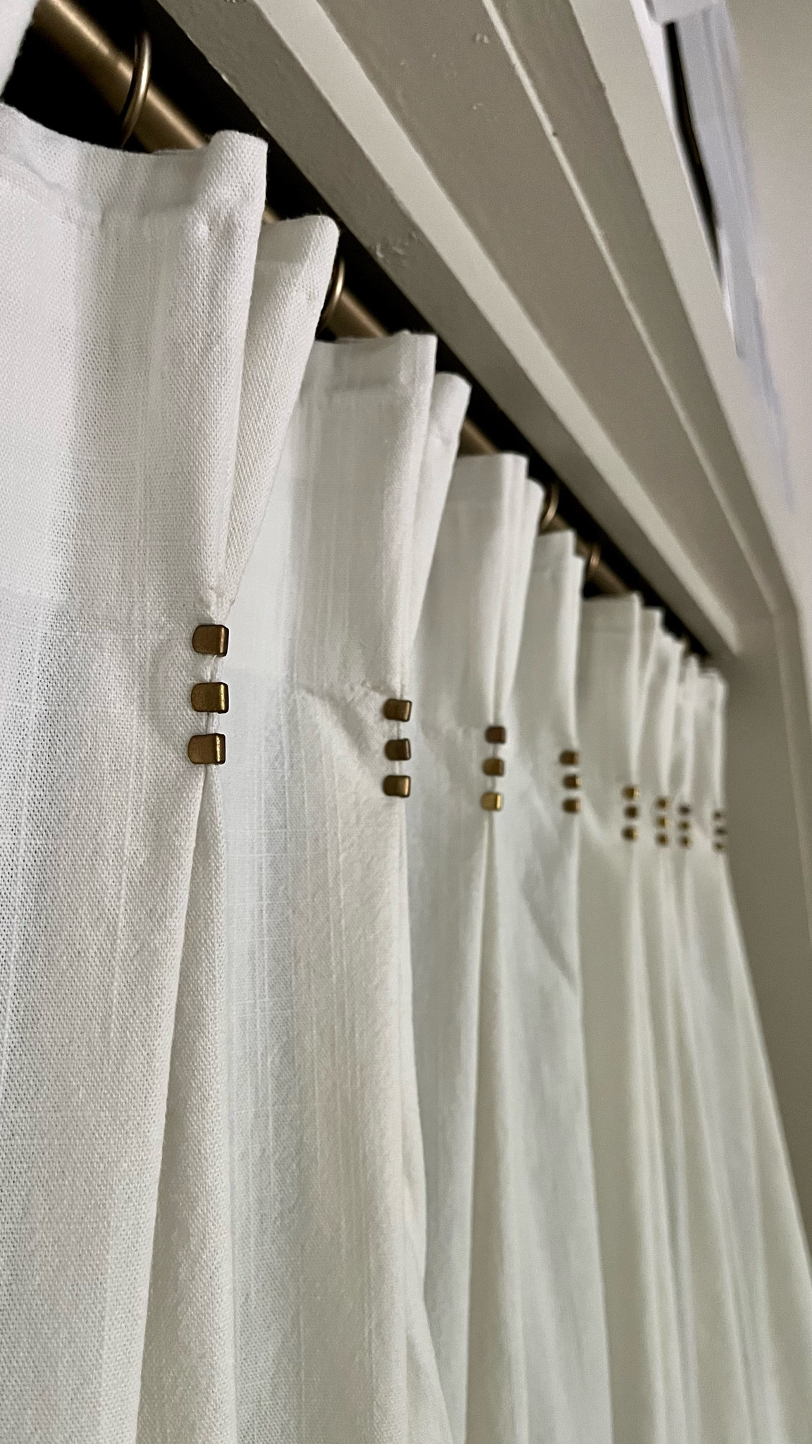 What’s better than pinch pleat curtains? Pinch pleats with brass clips! I love the extra shine and pizzazz these clips give ✨

#LTKhome #LTKFind #LTKunder50