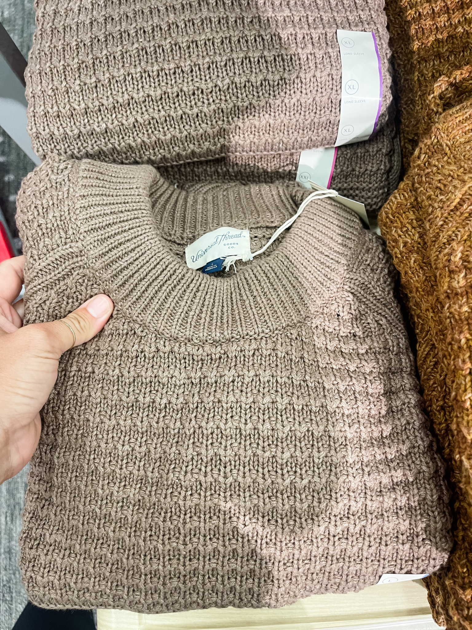 Fall style 
Fall fashion 
Sweater

#LTKunder50 #LTKSeasonal #LTKstyletip