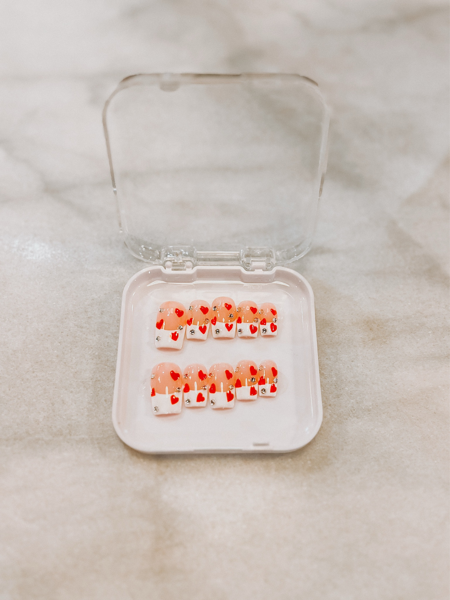 If you’re going to order Valentine’s Day nails order them now so you get them on time ❤️💅🏻
#galentines #valentines #presson #pressonnails

#LTKParties #LTKStyleTip #LTKBeauty