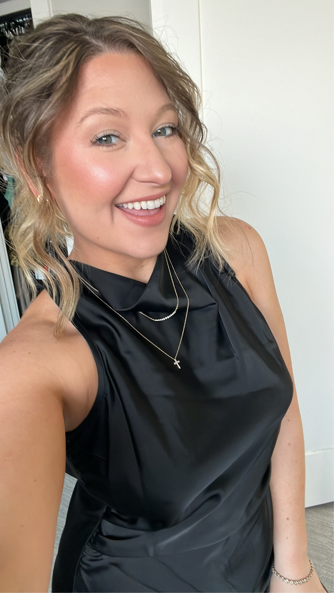 OOTD: Off to get another couple married! 💍✨ Rocking this little black number because style and function are a must for wedding day magic. Let’s make it unforgettable! #WeddingPlannerStyle #TheWeddingPlannerLook