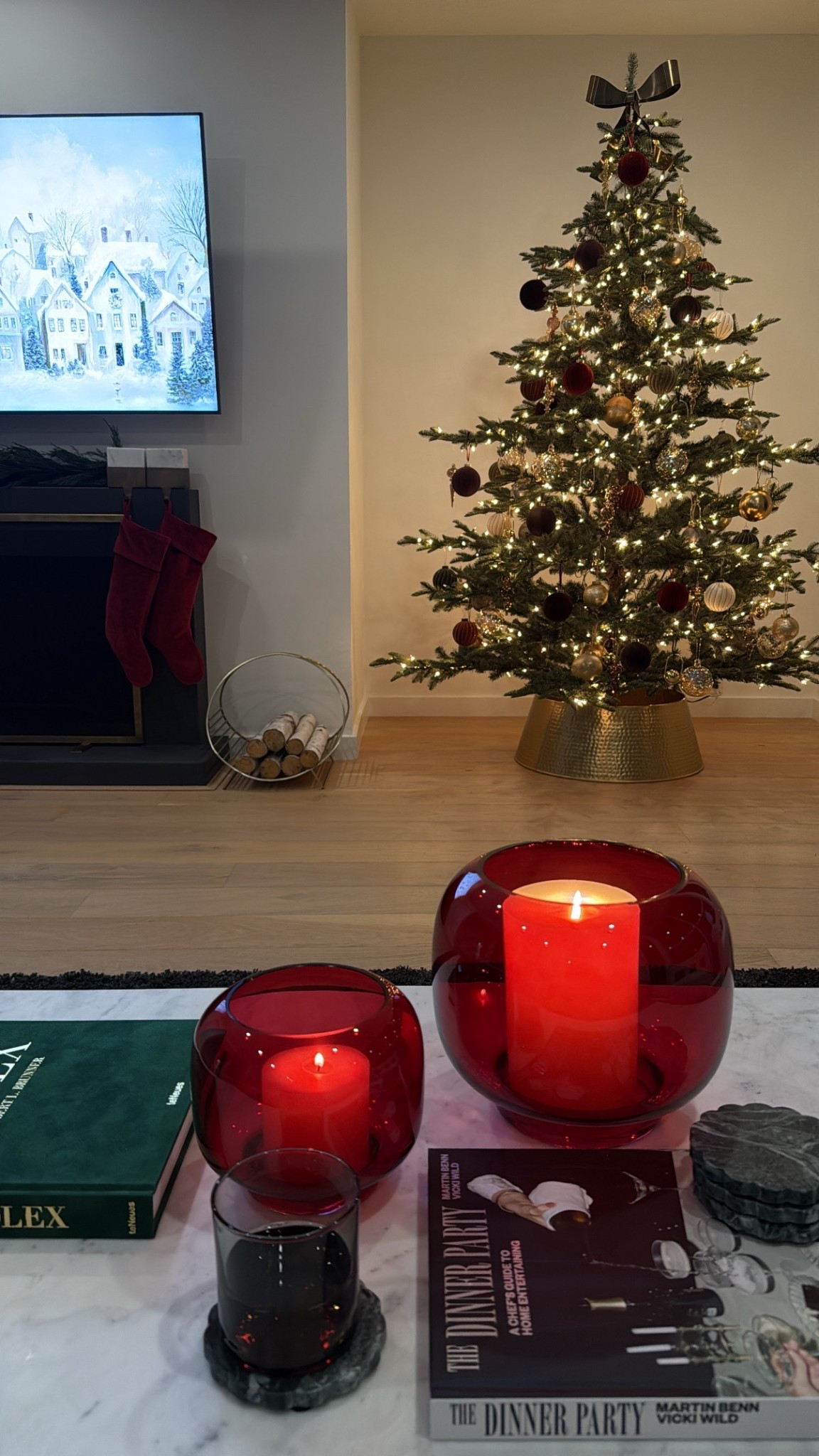 Holiday party prep ❤️🎄💫

#LTKHoliday #LTKFindsUnder50 #LTKHome