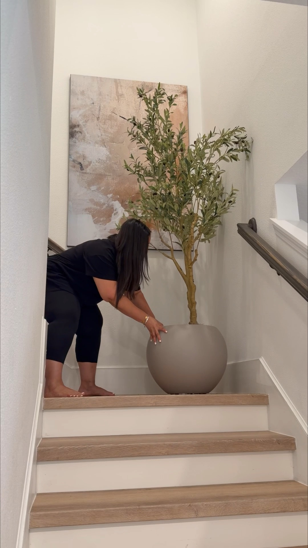 Now changing out my wall art is easy when I want to refresh my space!! 🙌🥰



Wall art
Home decor
Home interior

#LTKHome