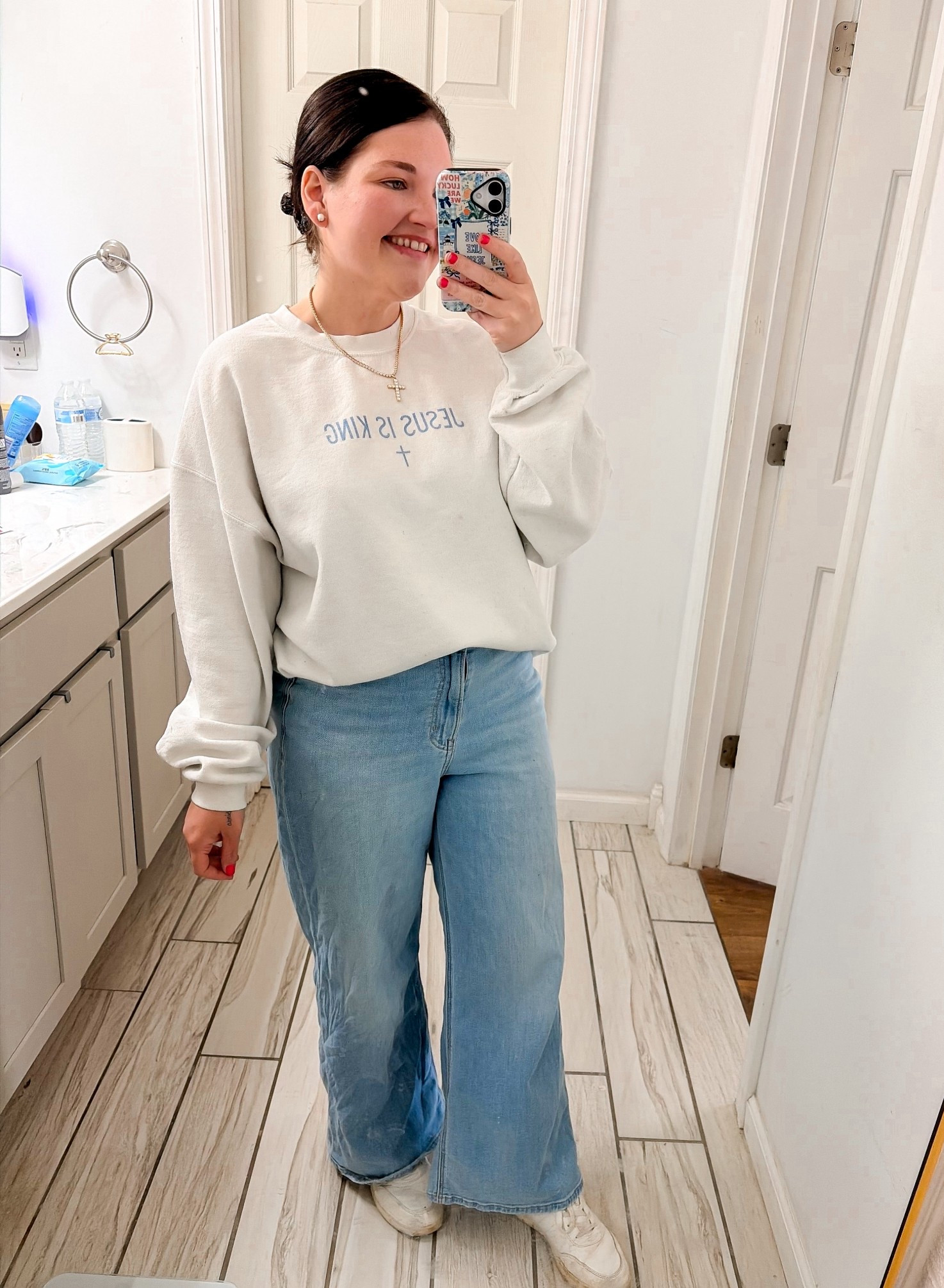 
Sweatshirt XL 
Jeans 12

Christian outfit / Bible study outfit / church outfit / casual church outfit / mom outfit / Jesus is king / cross necklace / Faith apparel/ American eagle / baggy jeans / baggy Trend / 

#LTKootd #LTKmomlife #LTKMothersDay