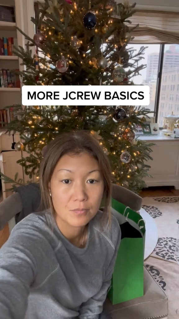 Always basics. Great pieces for under sweaters and cardigans and blazers. Link in bio to shop!!! @J.Crew #knittank #blazercardigan #tees #stylisttips #stylistlife #stylistpicks #whattowear #whattobuy #momstyle 

#LTKFind #LTKsalealert #LTKstyletip