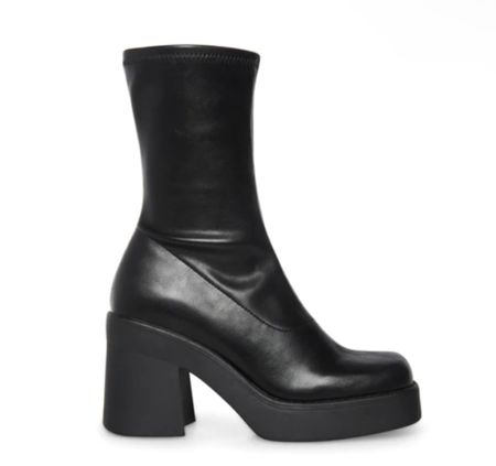 Black Boots Steve Madden 

#LTKSeasonal #LTKshoecrush #LTKstyletip