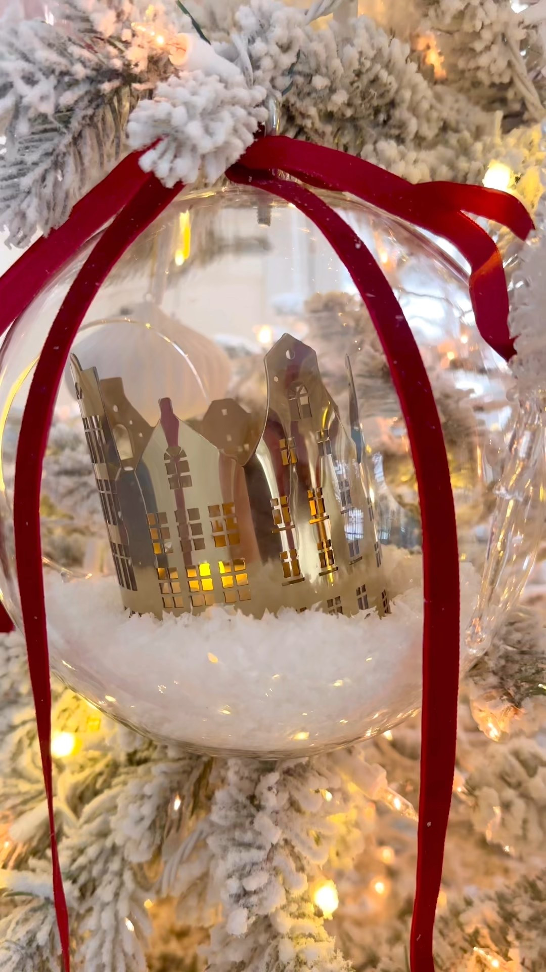 Sunroom Christmas Decor | Christmas Decor | red Christmas | Christmas tree | living room| sofa | red and pink Christmas 

#LTKHoliday #LTKHome #LTKdayinmylife