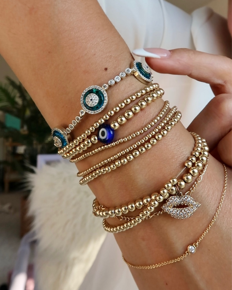 lots of questions about my jewelry so here is one of my favorite stacks✨🫶🏼

#LTKunder50 #LTKstyletip