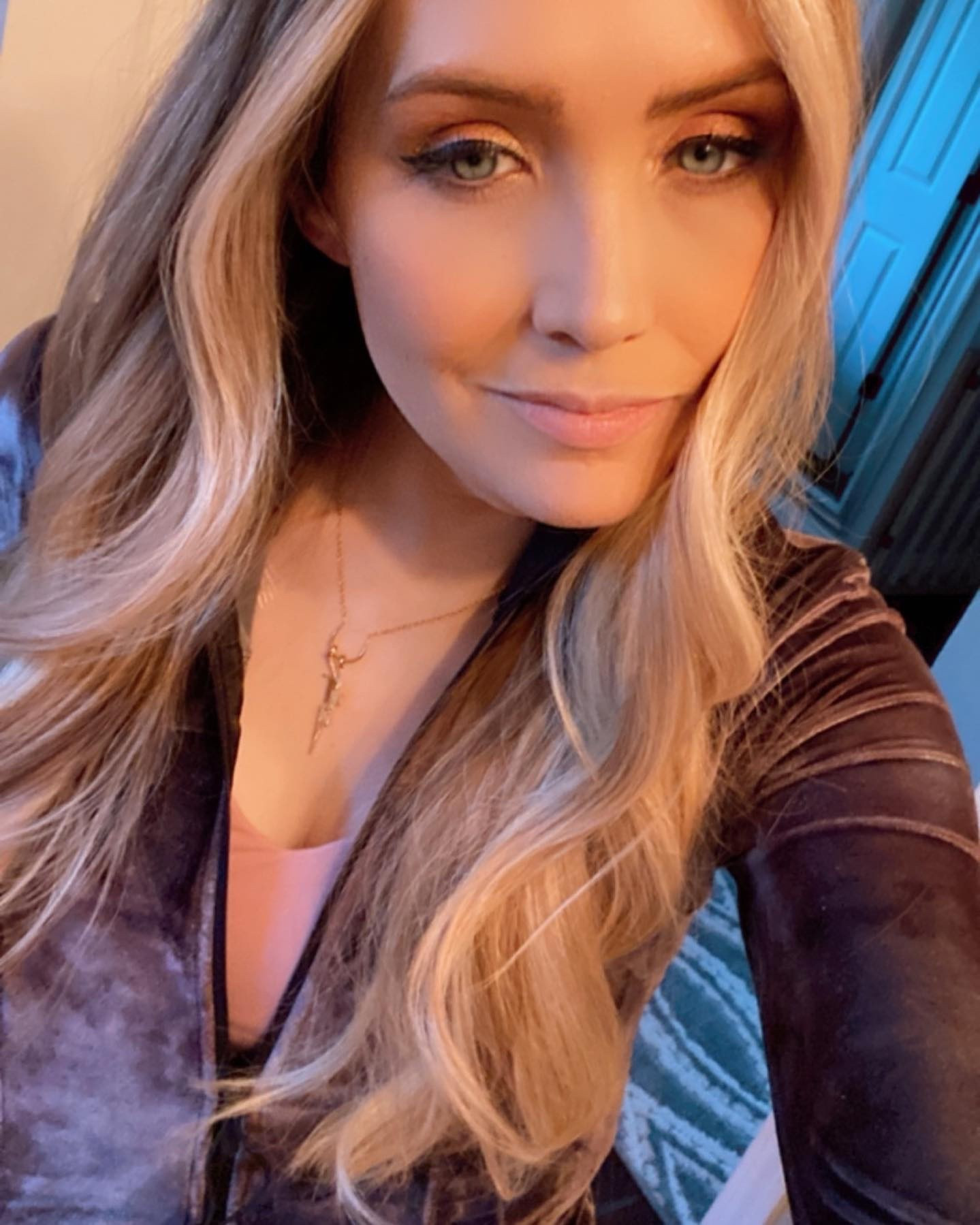 Throwing it back to this cozy look from a couple years ago. Back then, I promised myself a year of healing — mind, body, and spirit. The journey hasn’t been easy, but I’m proud of the growth, the resilience, and the boundaries I’ve gained along the way.

And yes… this velour zip-up is STILL such a soft, comfy staple.
Wearing:
• Velour Zip-Up (size 6)
• High-Rise Align Leggings (size 4)
• Align Tank (size 8)

Follow my shop @kristylpoindexter on the @shop.ltk app for current favorites.

#healingjourney #throwbackstyle #LTKfashion #chronicillnesswarrior #selfgrowth #LTKfit

#LTKdayinmylife #LTKOver40 #LTKootd