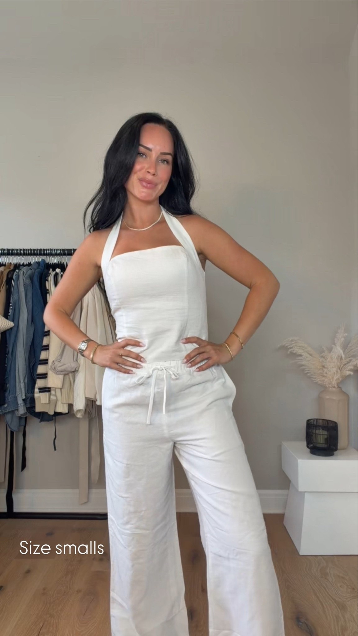 Summer must haves from Aritzia 😍

My sizing 5’7, 145lbs, 32dd 

Aritzia, Aritzia Clientele Sale, Aritzia Summer, Linen Set, Linen Outfit, Matching Set, Coastal Chic, Vacation Outfit, European Summer, Resort Wear, Summer Fashion, Straw Hat, Bandana Styling, Summer Accessories, Neutral Outfit, Elevated Basics, Warm Weather Outfit, Summer Staples, Clean Girl Style, Travel Outfit @Aritzia