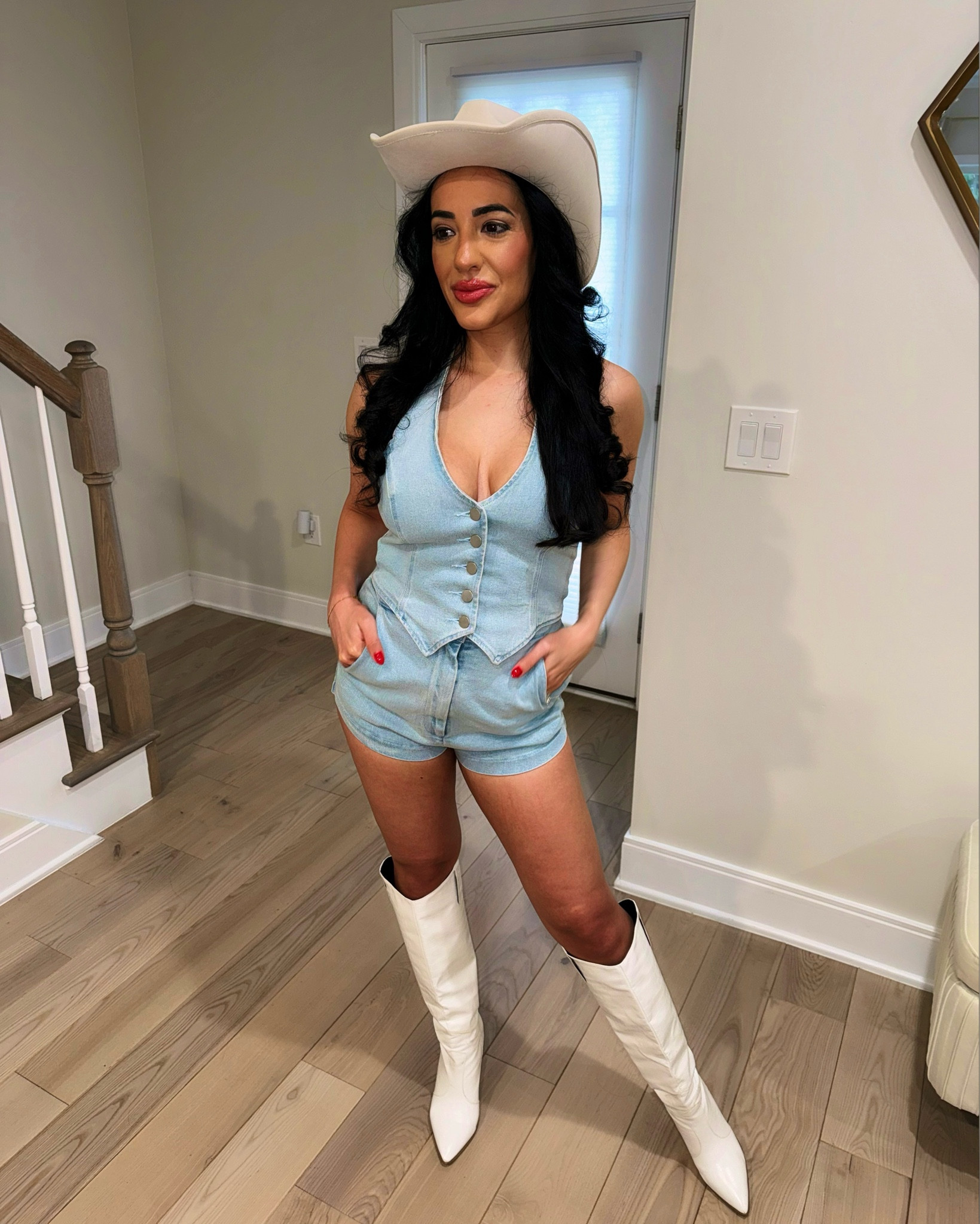 Howdy 🤠 country concert outfit check ✔️🎶 

#LTKSeasonal #LTKStyleTip #LTKParties