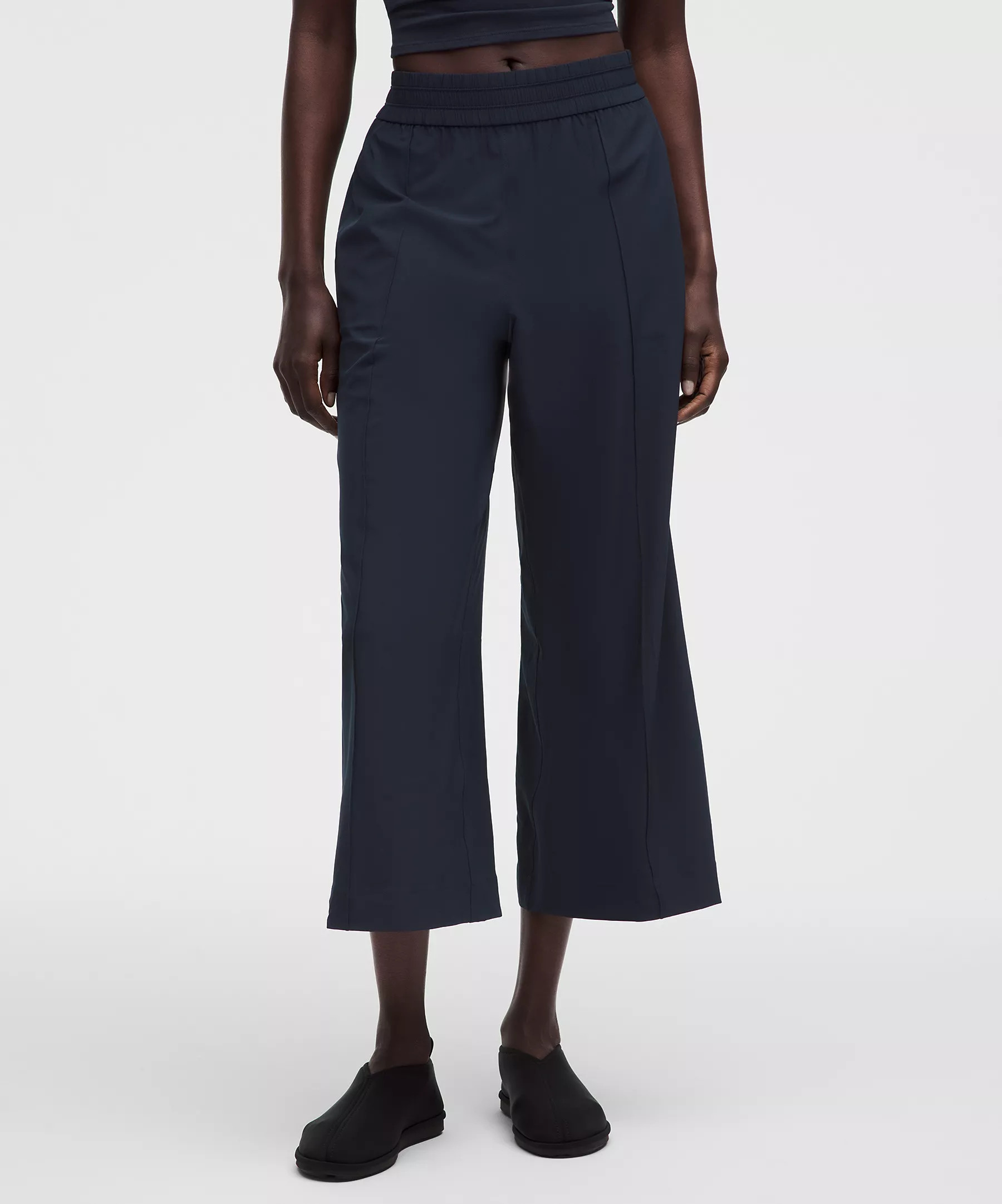 Breezily Mid-Rise Cropped Pant | Lululemon (US)