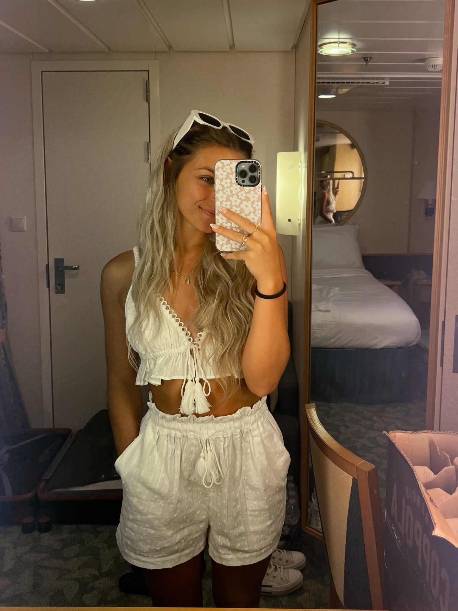 OBSESSED with this new summer two piece set 

White & beachy set/coverup 


#LTKSeasonal #LTKtravel #LTKfit