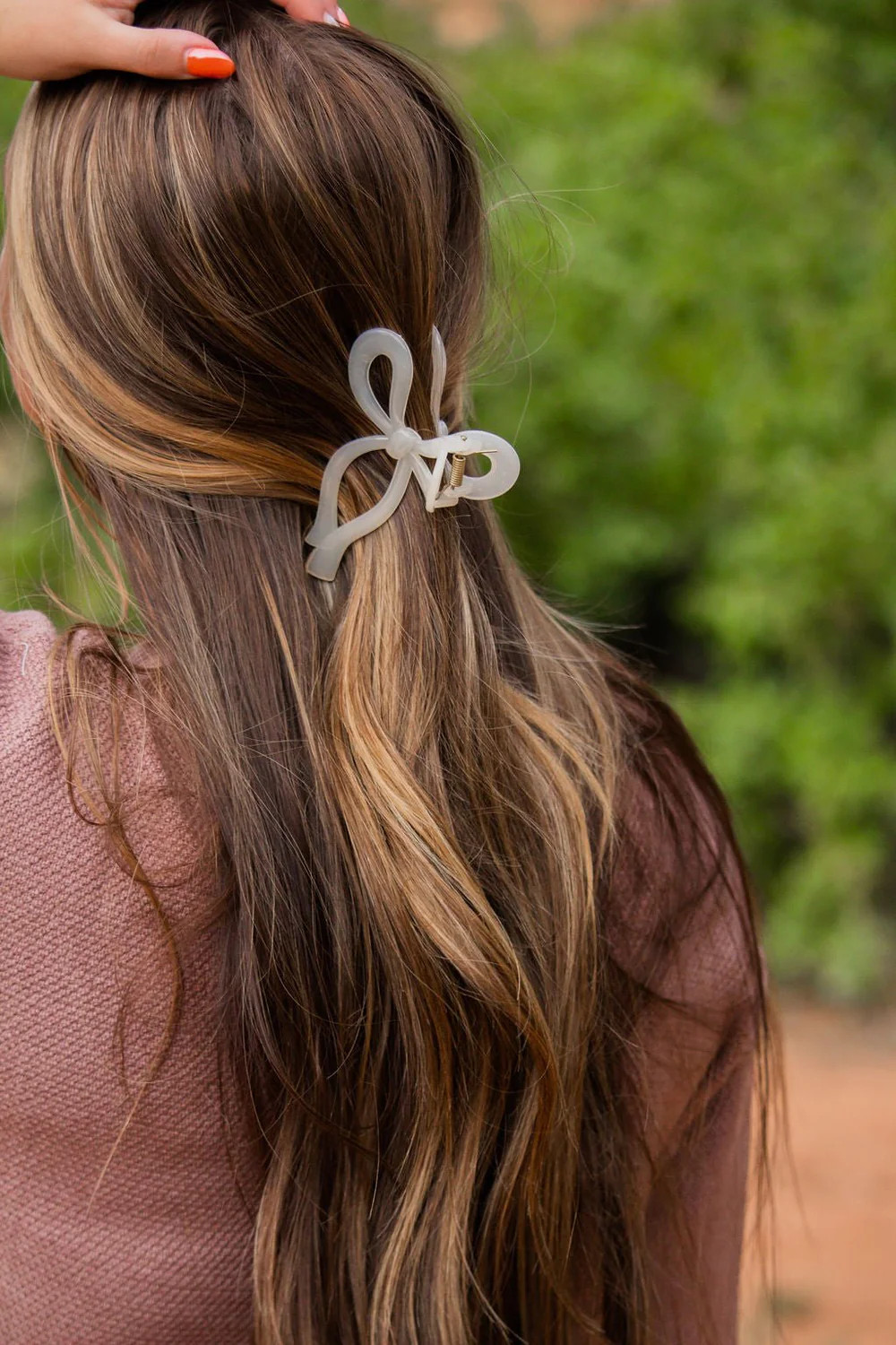 Vintage Bow Claw Clip | Shop Andi