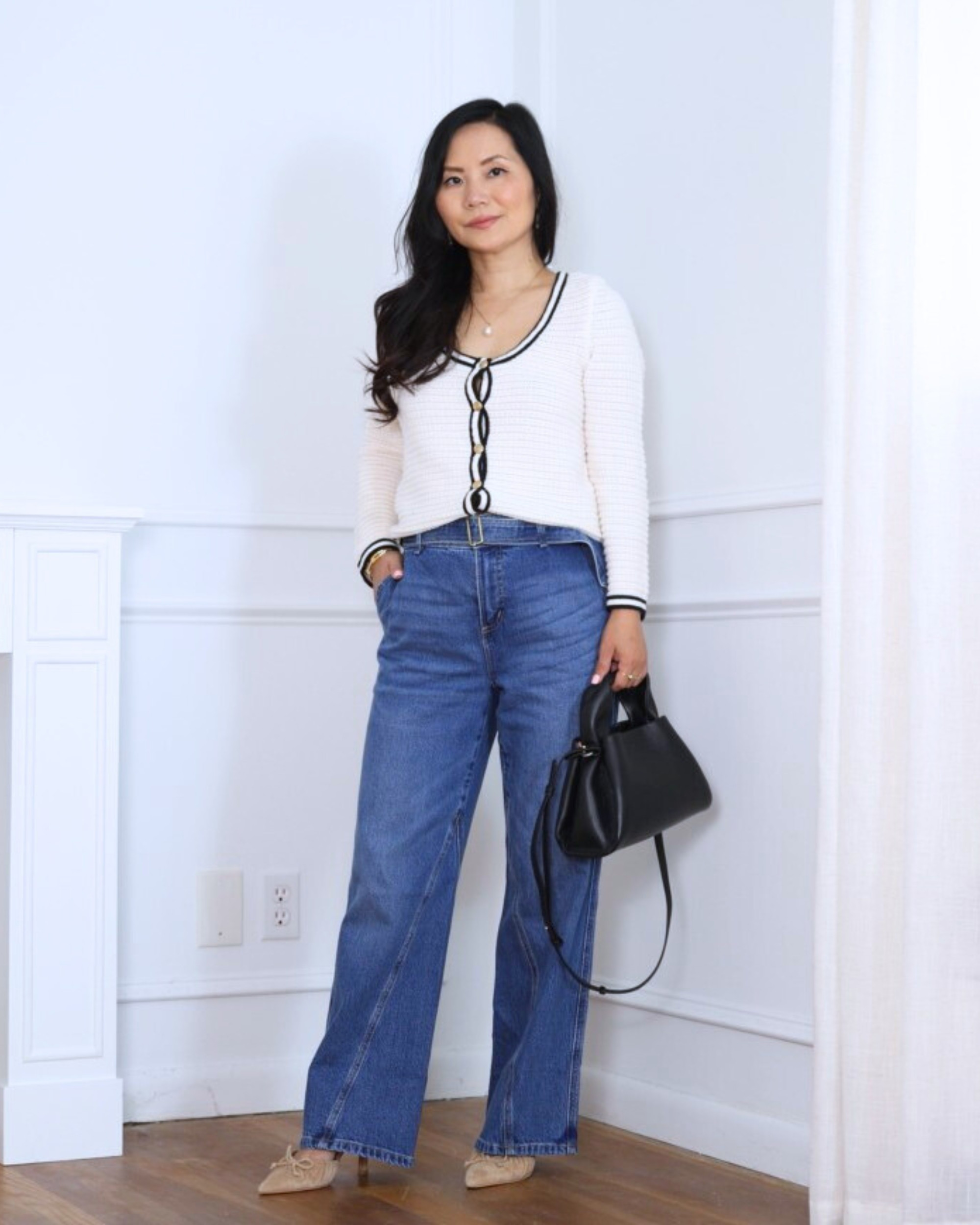 Cozy meets chic — I’m wearing a textured cardigan from H&M, belted jeans from LOFT, and finished the look with a classic bag from Quince. I’m 5’2, wearing size XS.

#LTKPetite #LTKOver40 #LTKStyleTip
