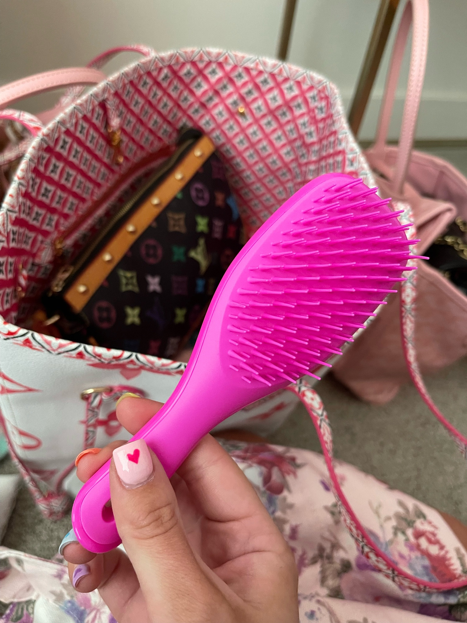 This tangle teaser is iconic

#LTKbeauty #LTKBacktoSchool #LTKsalealert