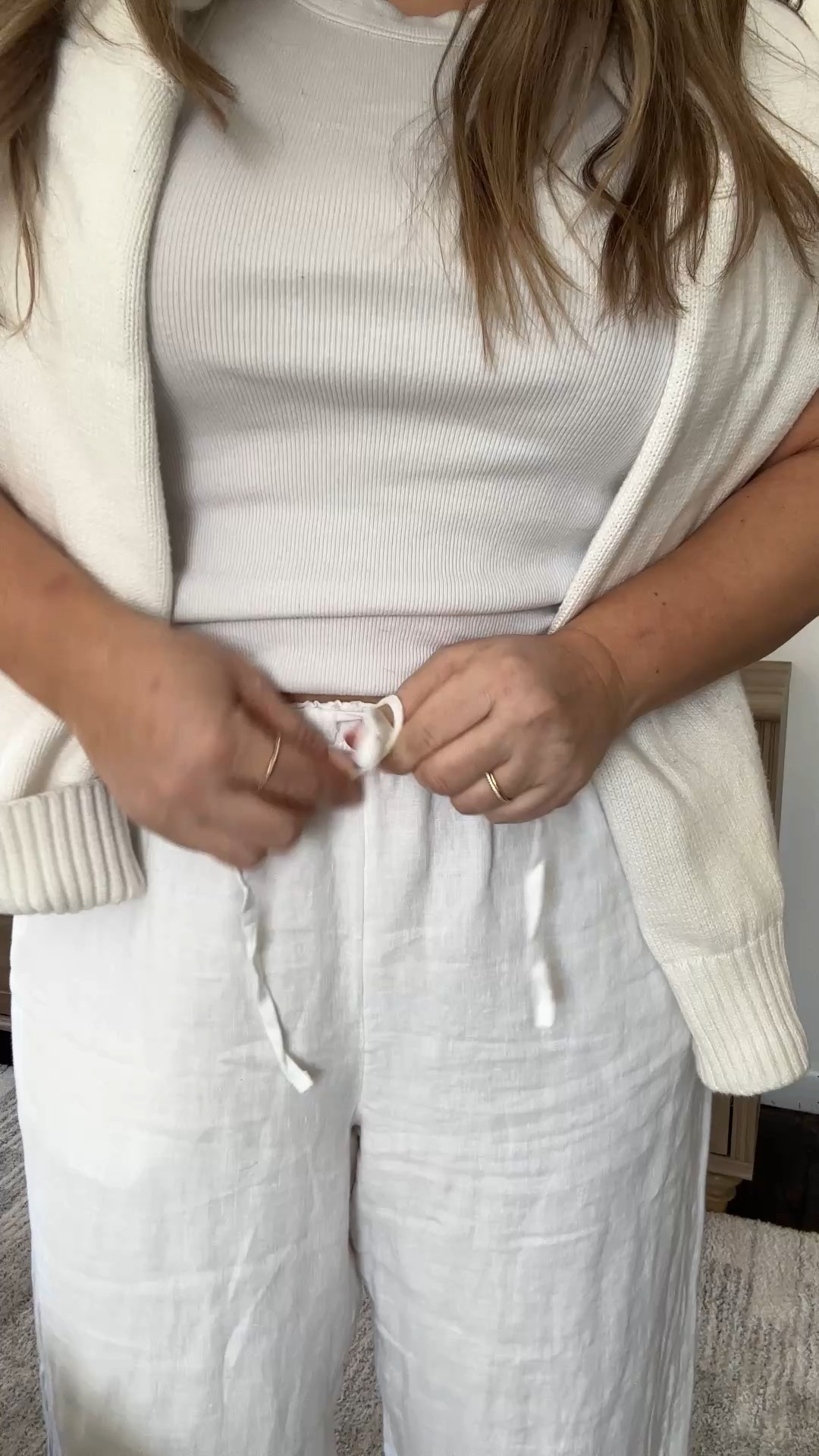 Pants tts ( lined in white!) 
I got classic length im 5’3

Sweater tts runs roomy

Linen pants
White linen
Jcrew
Summer outfit
Vacation outfit
Vacation style
Spring outfits


#LTKPetite #LTKSeasonal #LTKFindsUnder100