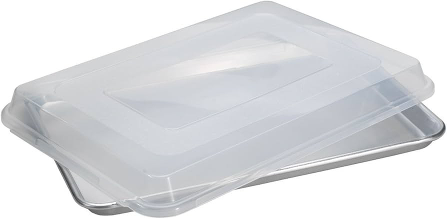 Nordic Ware Naturals Quarter Sheet with Lid | Amazon (US)