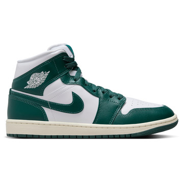 Jordan AJ 1 Mid | Foot Locker (US)