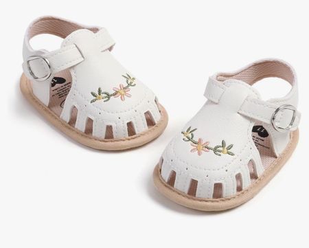 White sandals for baby girl 

#LTKshoecrush #LTKfindsunder50 #LTKbaby