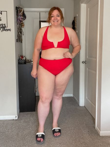 Berlook suit for the 4th of July!
Code 20ta to save 20%

Plus size sustainable swimsuit that is affordable? Sold.

#LTKSwim #LTKFindsUnder50 #LTKPlusSize