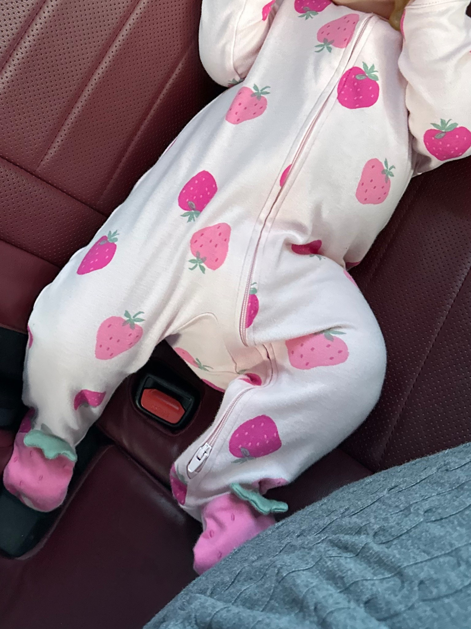 My obsession with the themed footie pajamas continue 

#LTKBaby #LTKmomlife