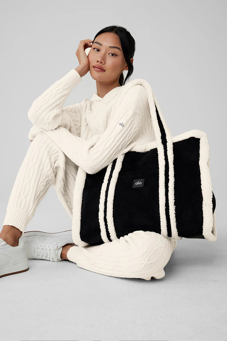 Winterfun Tote Bag | Alo Yoga (US)