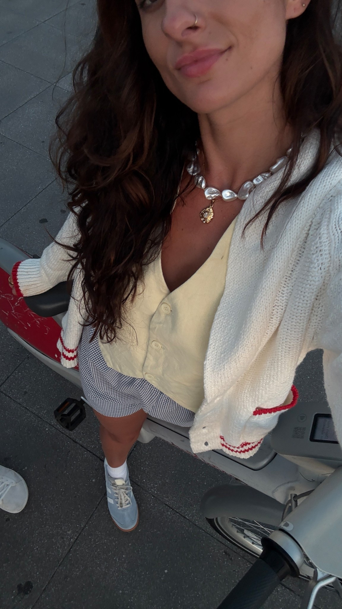 this outfit was the perfect combo of comfy + cute for exploring dc by e-bike