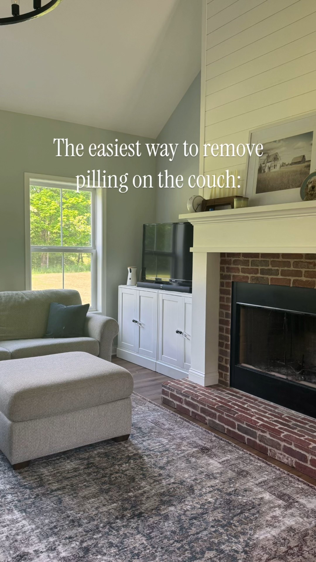 I hate the feeling of pilling on the couch and this little tool removes all of that! Plus it’s less than $10 🤍 

#homehacks #cleaningtips #amazonfinds #homedecor #couchstyle 

#LTKHome