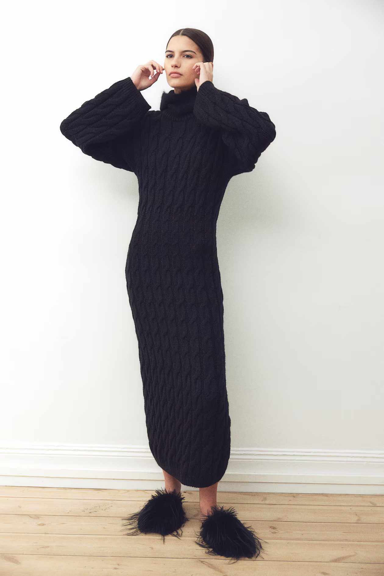 Cable-knit midi dress - Black - Ladies | H&M GB | H&M (UK, MY, IN, SG, PH, TW, HK)