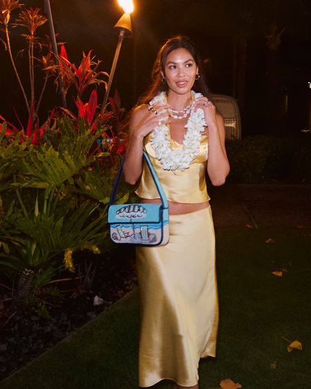 tonight’s dinner ensemble while on the big island. This yellow set is from reformation. I’d say the top runs slightly big and paired with these super short barely heels from Staud and then this Staud bag. 

#LTKStyleTip #LTKTravel #LTKItBag